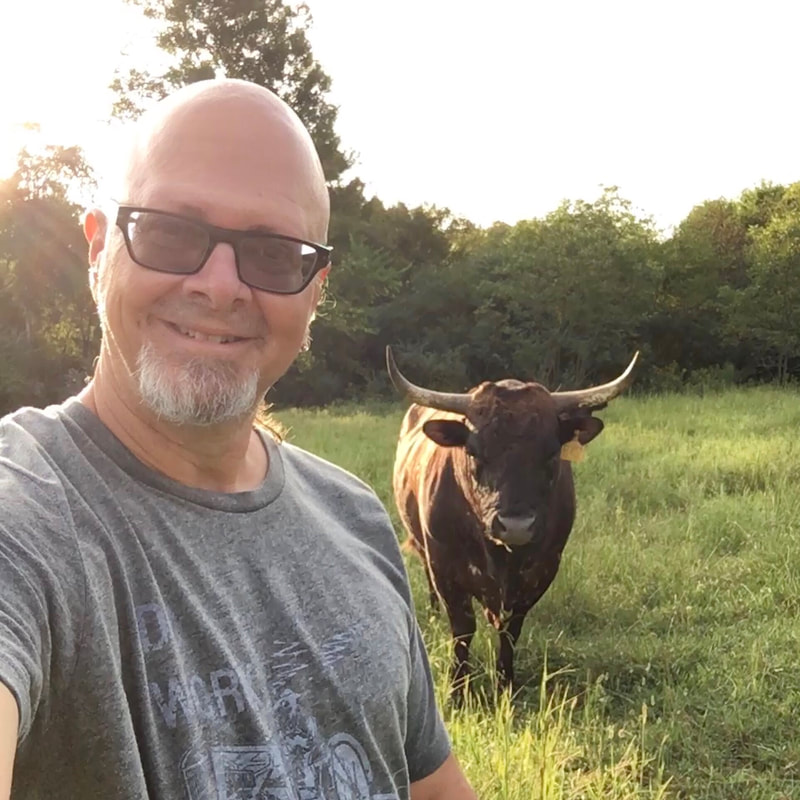 Selfie with Pineywoods bull, Rocky
